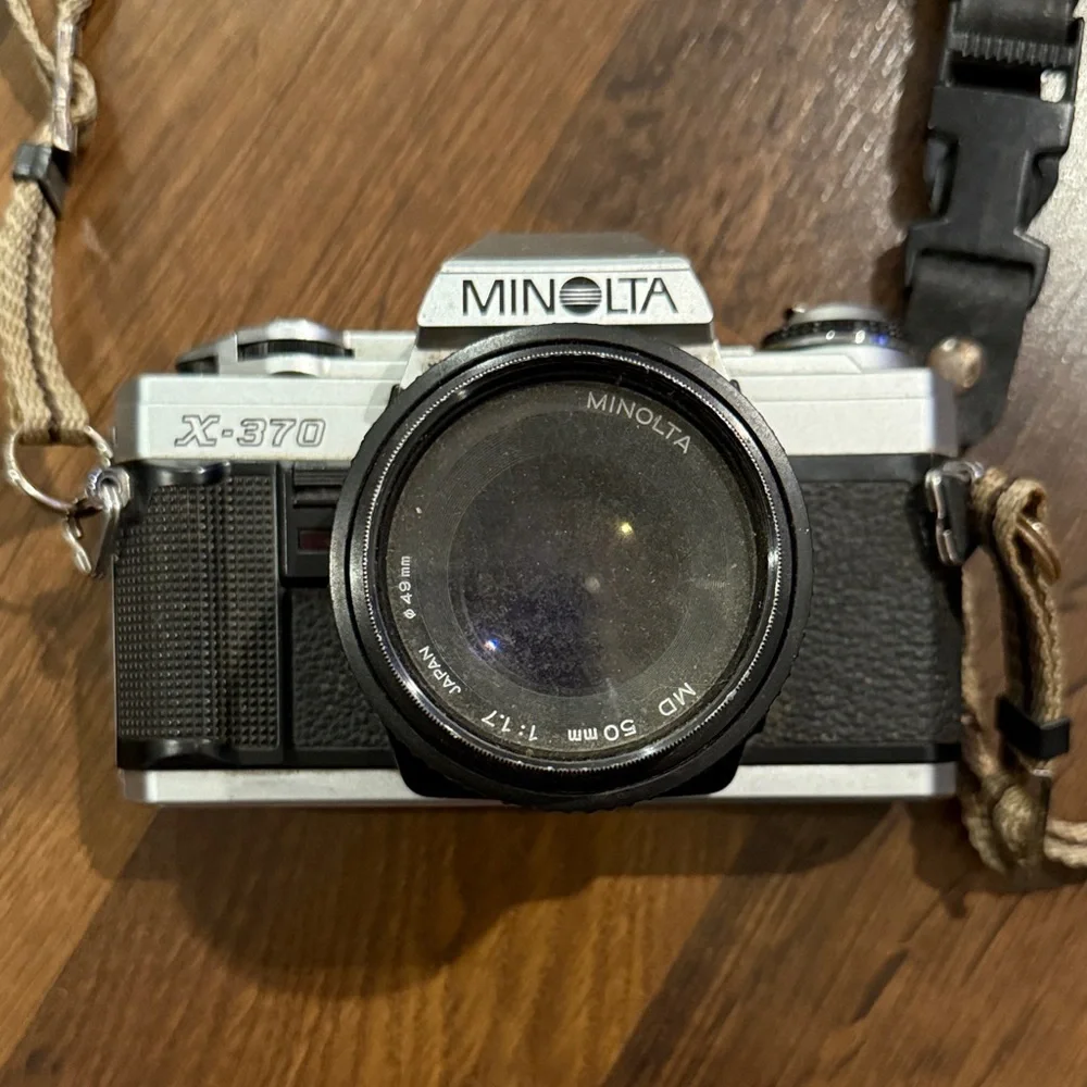 VINTAGE Minolta Camera with Accessories Bundle